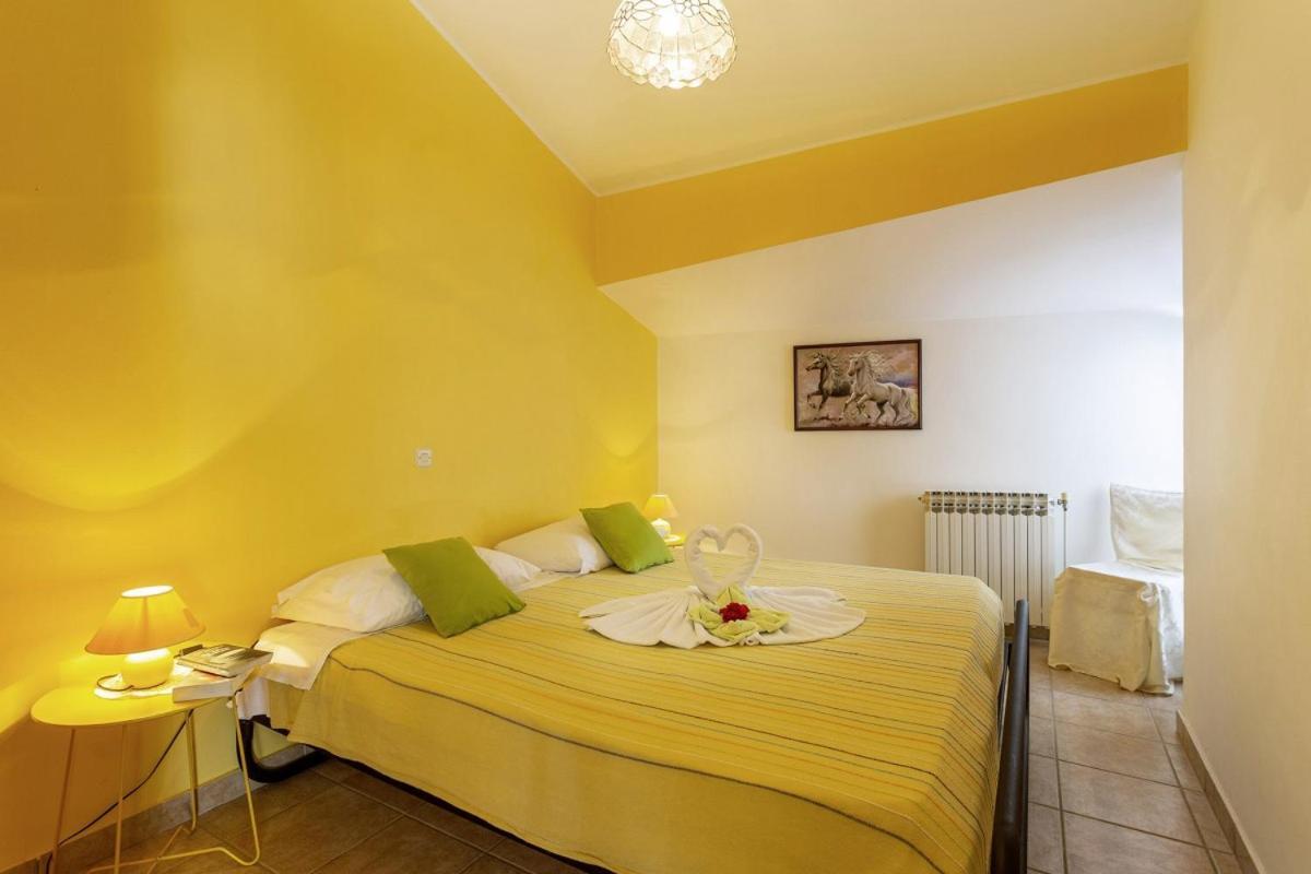 Milka In Medulin * Istrien Hotel Екстериор снимка
