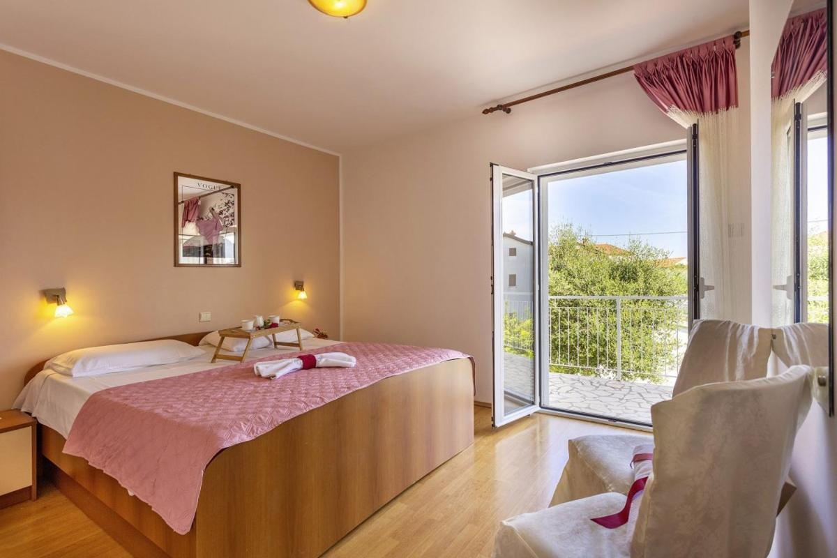 Milka In Medulin * Istrien Hotel Екстериор снимка